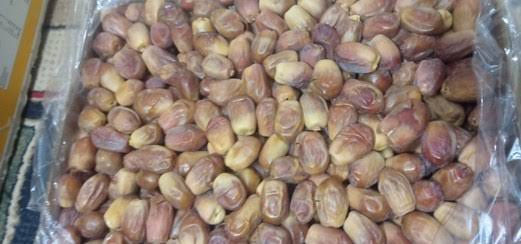 تصویر 2 از خرما زاهدی ساغر با انتخاب دقیق برای عرضه مطمئن محصول